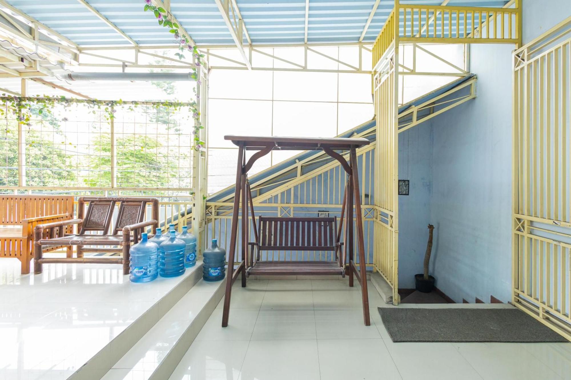 Reddoorz Near Wisata Museum Angkut 3 Hotel Batu  Exterior photo